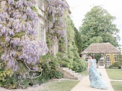 Bride beneath wisteria